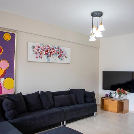 Anesis Apartments Agia Marina  Luaran gambar