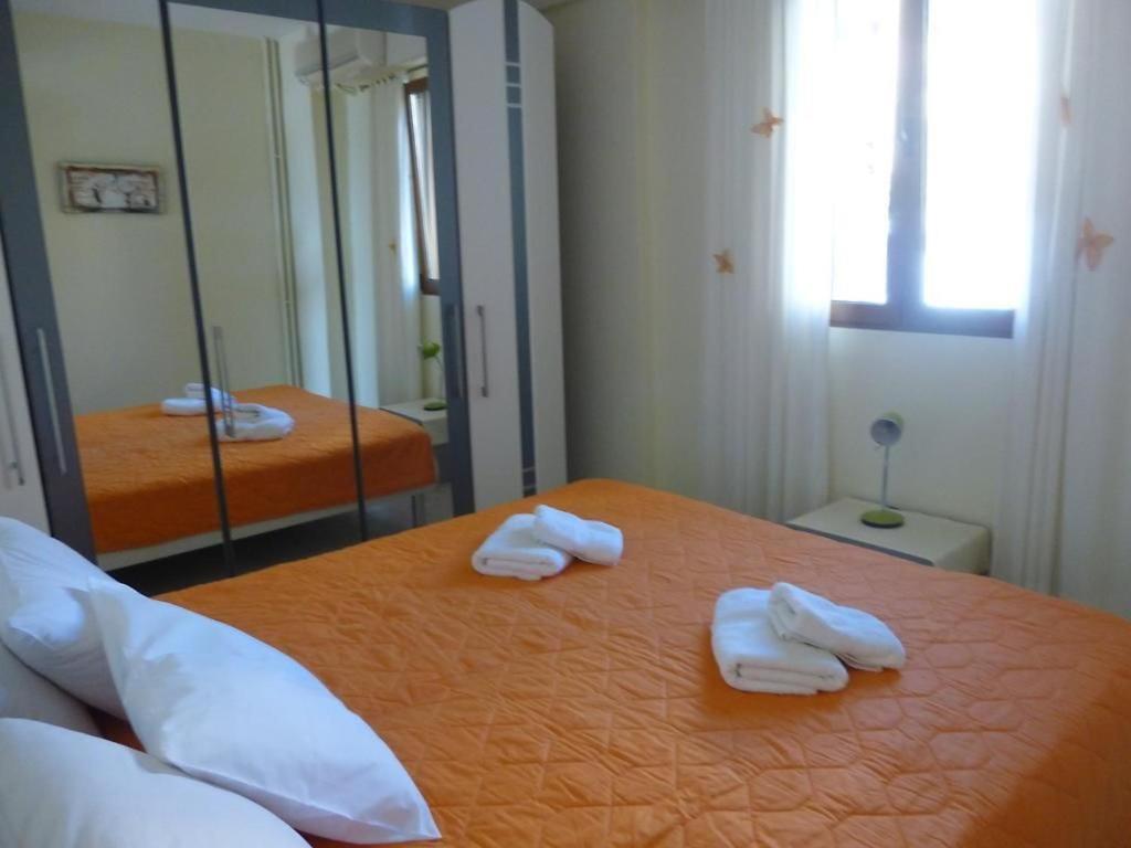 Anesis Apartments Agia Marina  Luaran gambar