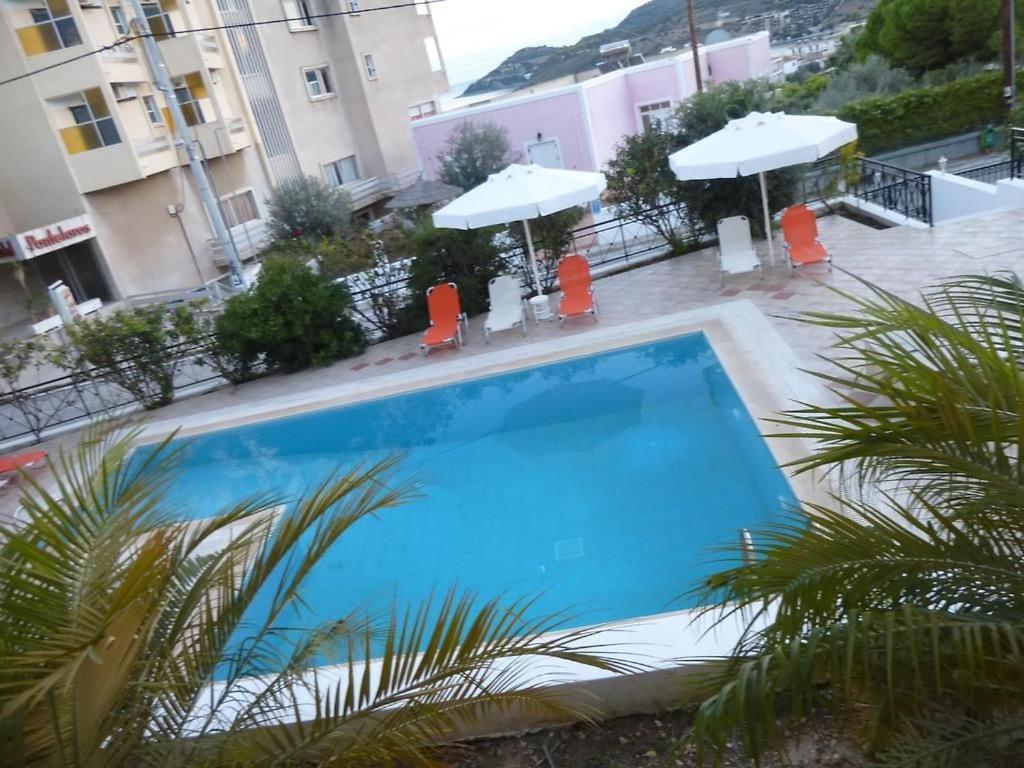 Anesis Apartments Agia Marina  Luaran gambar