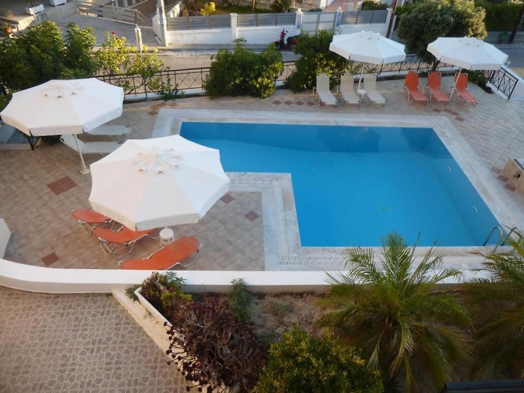 Anesis Apartments Agia Marina  Luaran gambar