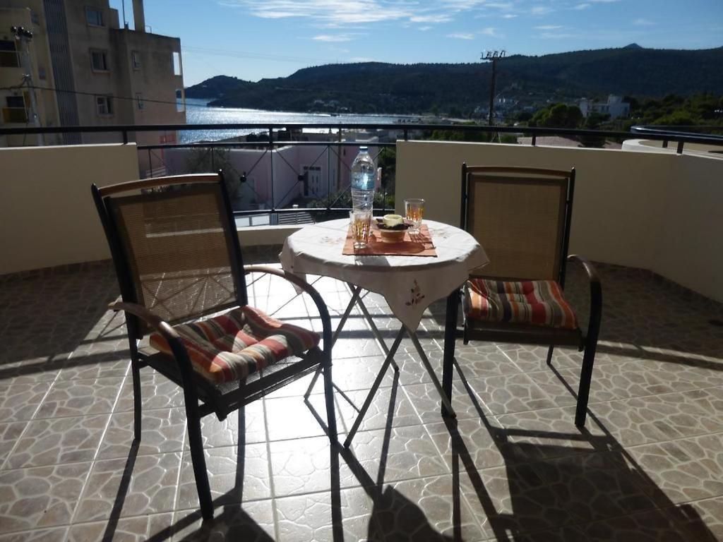 Anesis Apartments Agia Marina  Luaran gambar