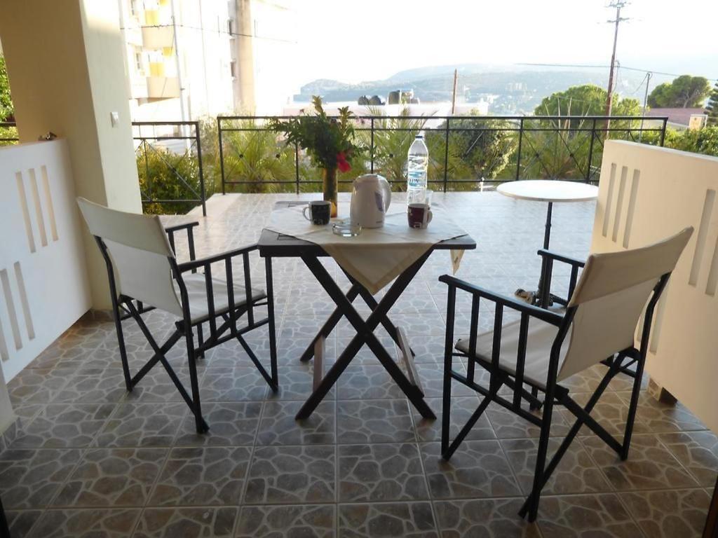 Anesis Apartments Agia Marina  Luaran gambar